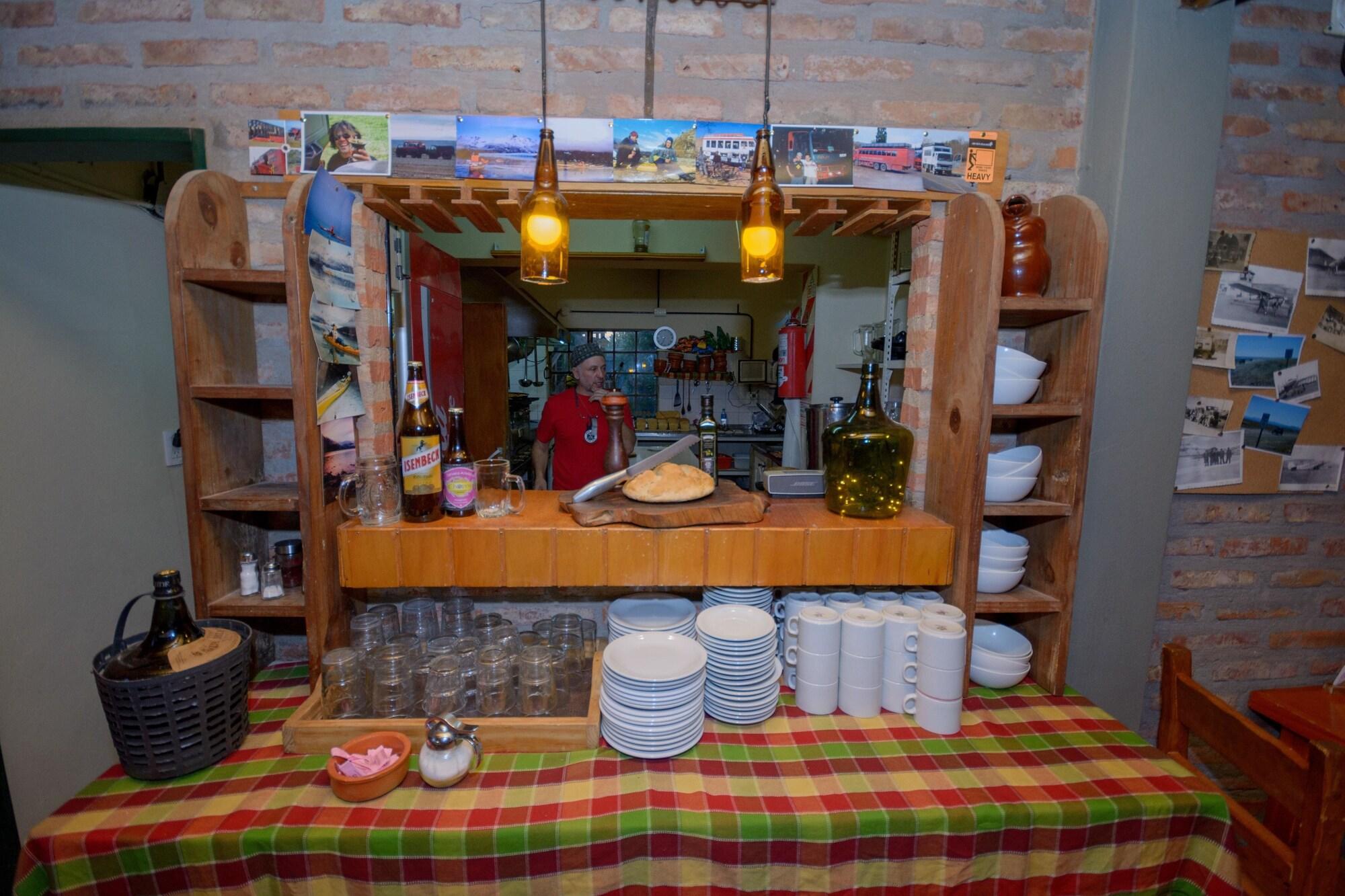 Del Glaciar Pioneros Hostal *