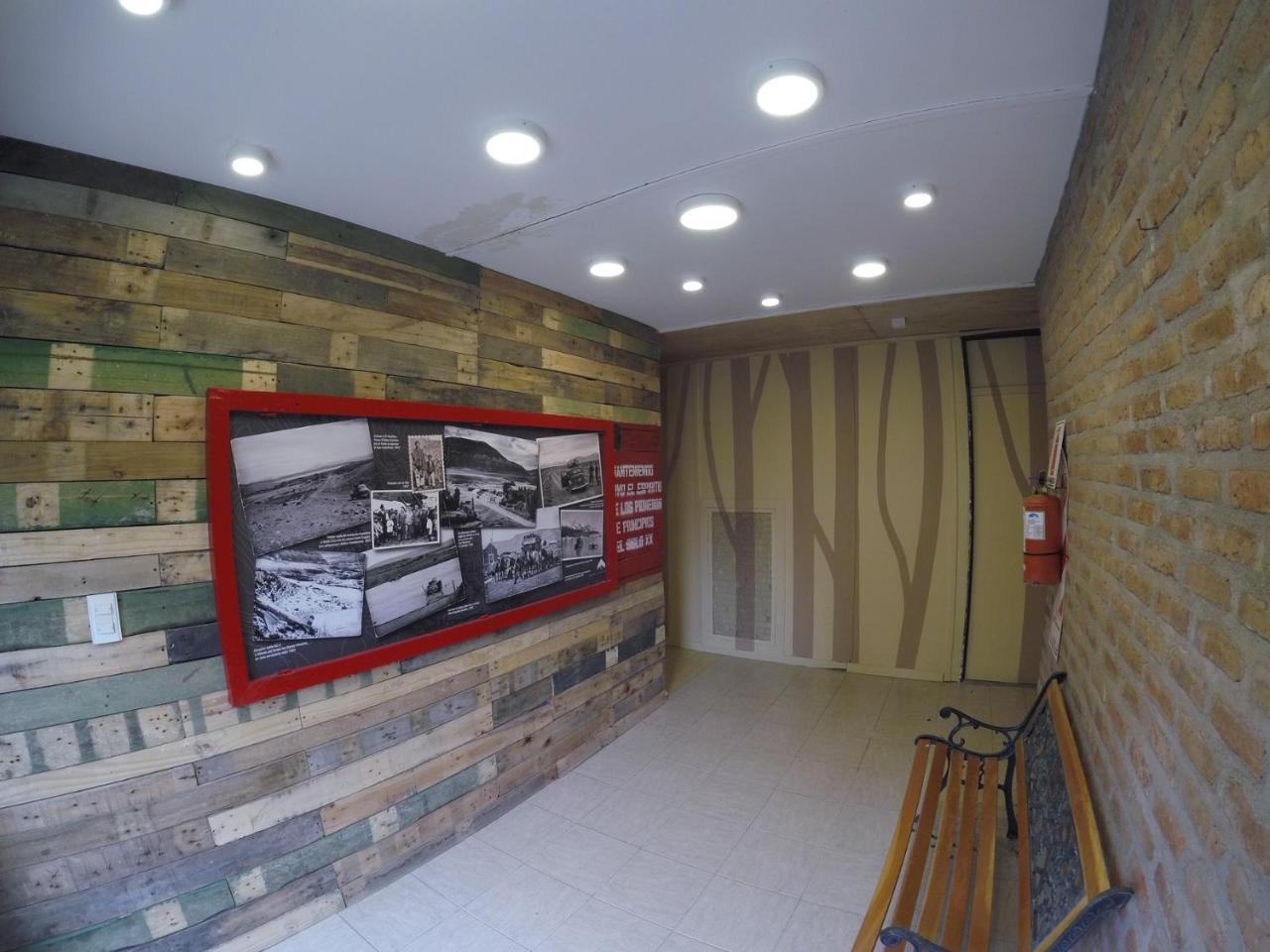 Del Glaciar Pioneros Hostal El Calafate