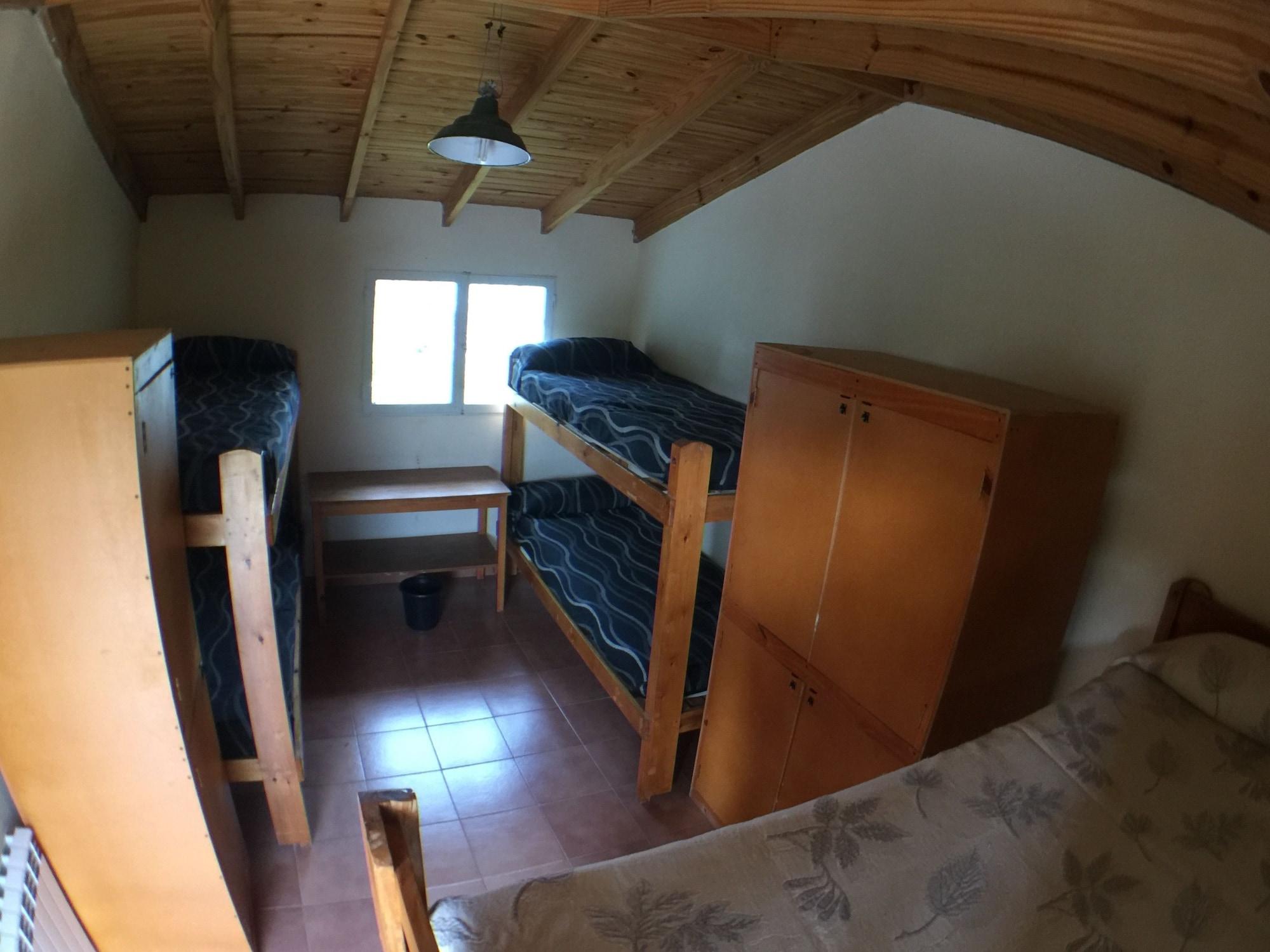 Pioneros Hostel *