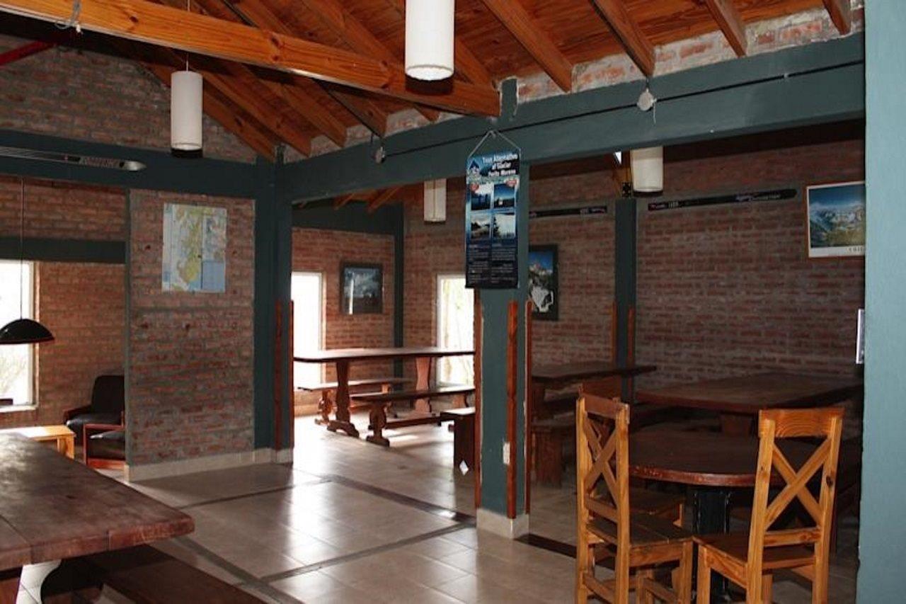 Hostel Pioneros