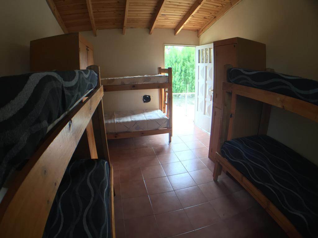 Hostel Pioneros *